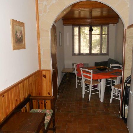 Entre L'Eglise Et La Place Villa Quillan Dış mekan fotoğraf