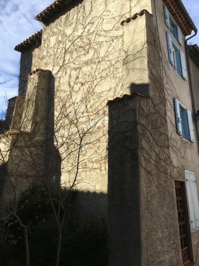 Entre L'Eglise Et La Place Villa Quillan Dış mekan fotoğraf