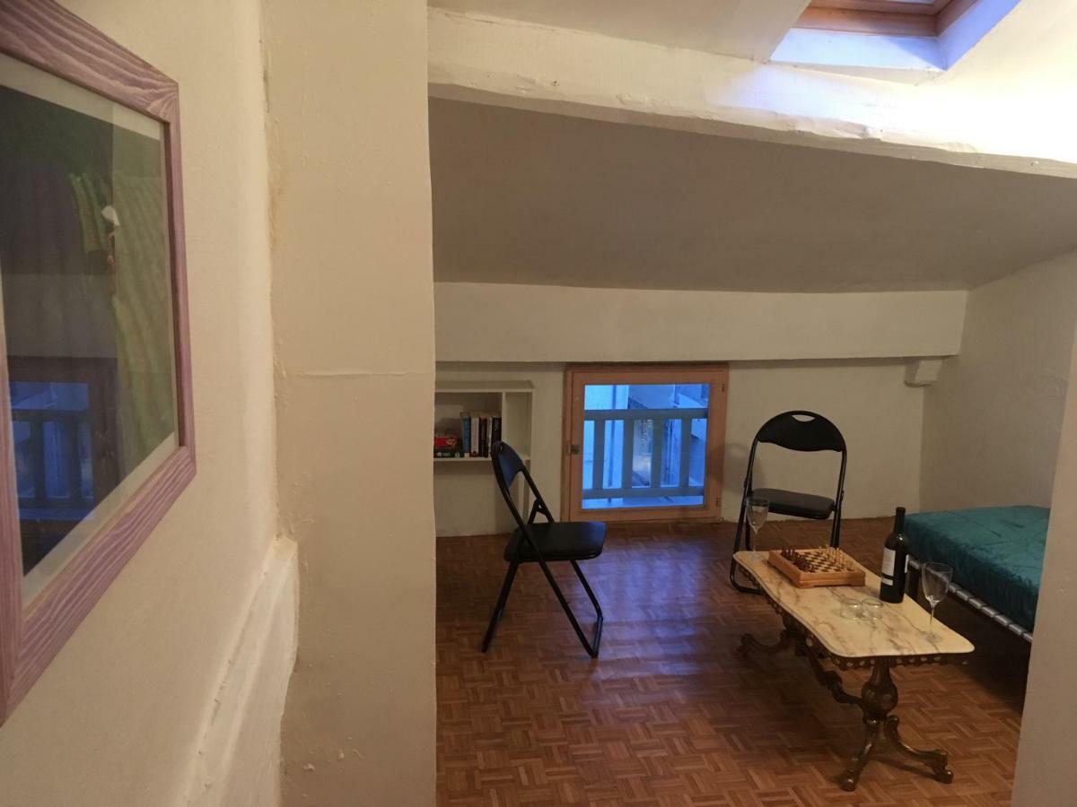 Entre L'Eglise Et La Place Villa Quillan Dış mekan fotoğraf