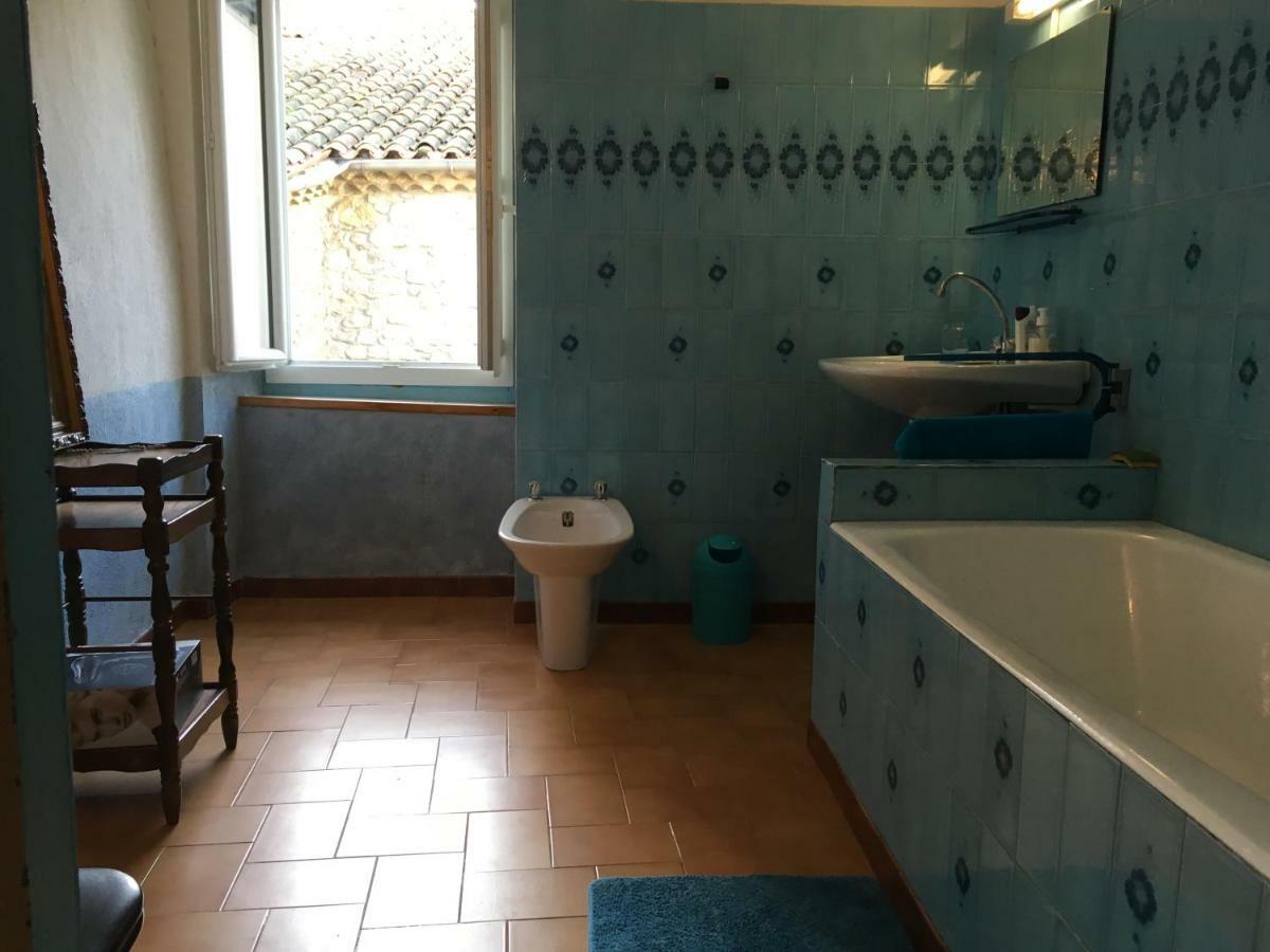 Entre L'Eglise Et La Place Villa Quillan Dış mekan fotoğraf