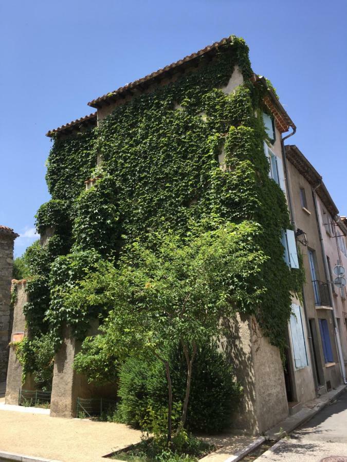 Entre L'Eglise Et La Place Villa Quillan Dış mekan fotoğraf